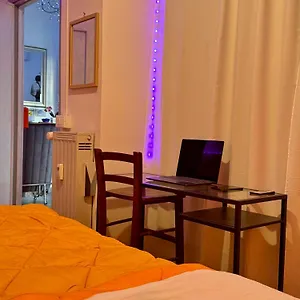 https://romoli-rooms-and-suites.it-romehotels.com